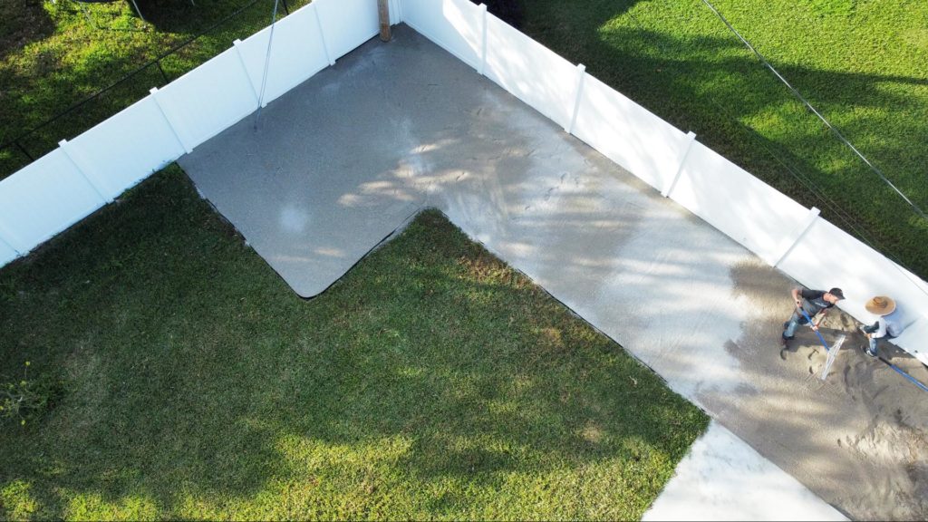 Turf installation for putting green artificial grass in Delray Beach, FL